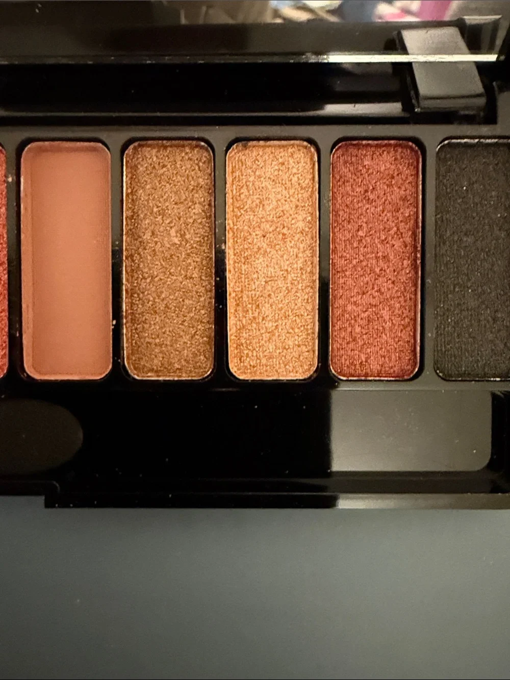 New Lameila eye shadow palette 04